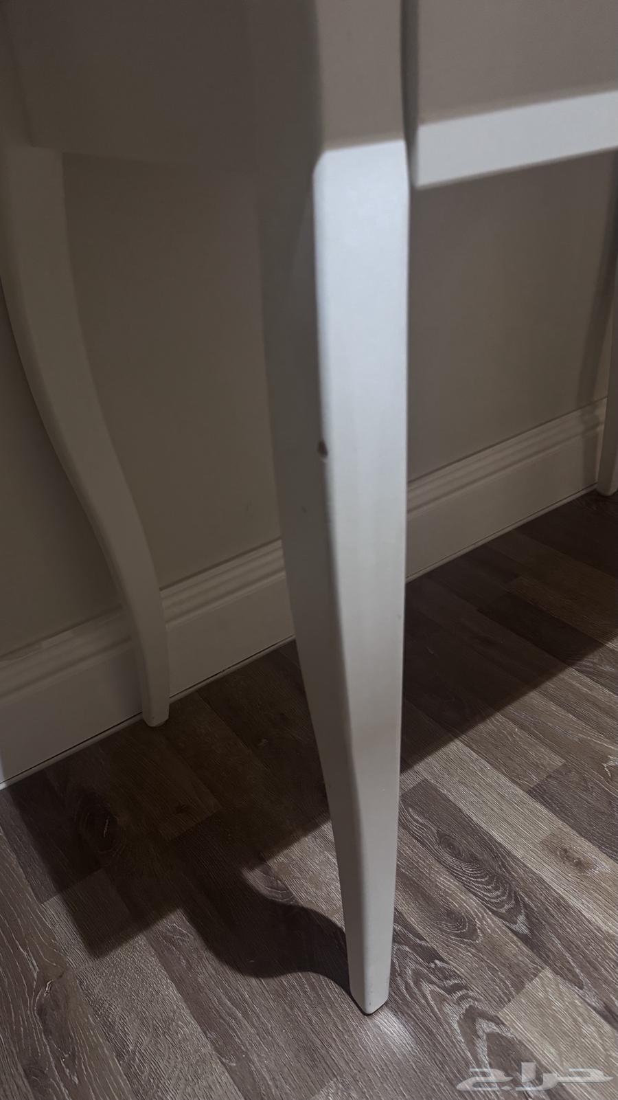 Dressing table64511057627138112