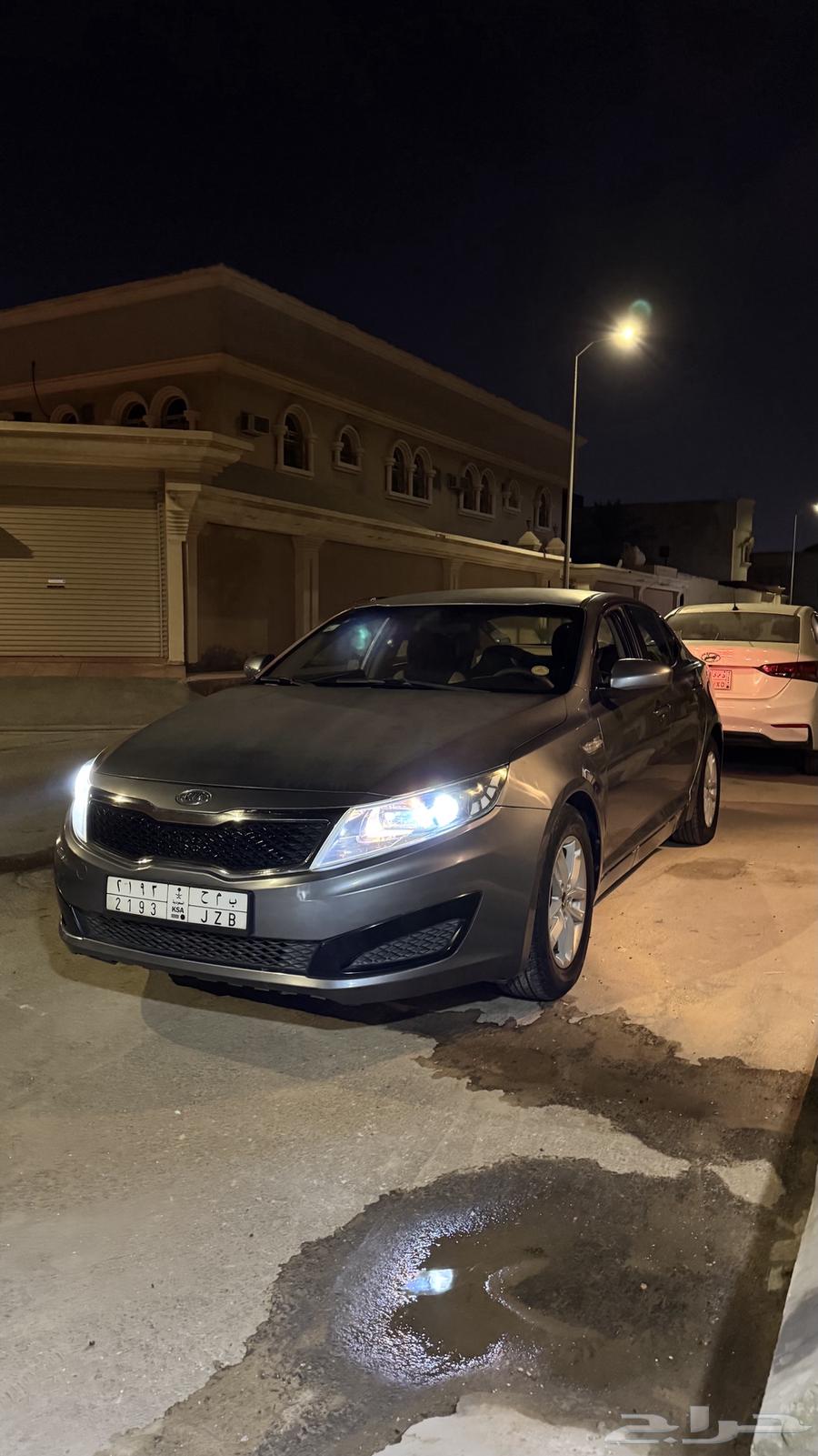 Kia Optima 2012 personal use from agency, driven 158 thousand only64149893594497113