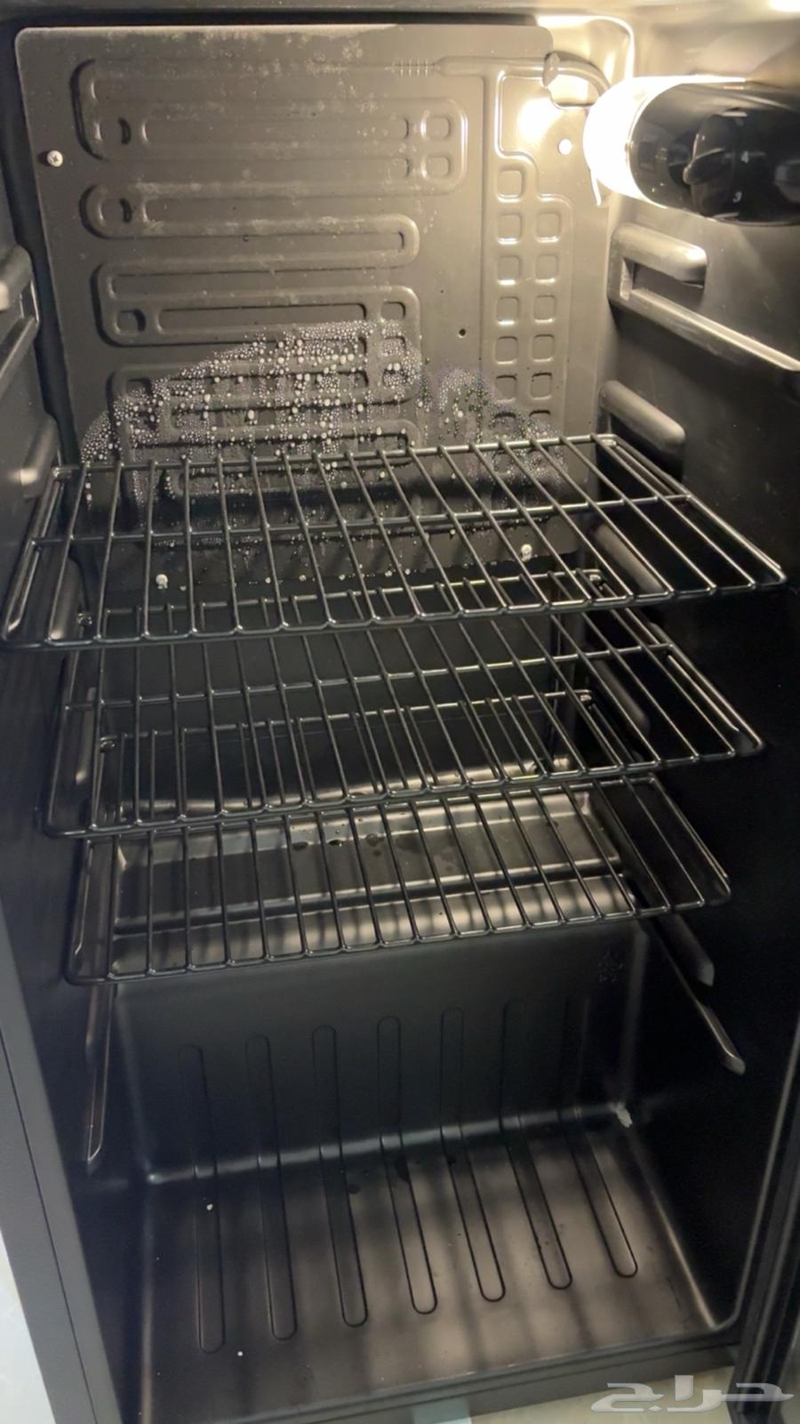 A cold, new, and excellent refrigerator64512134316674112