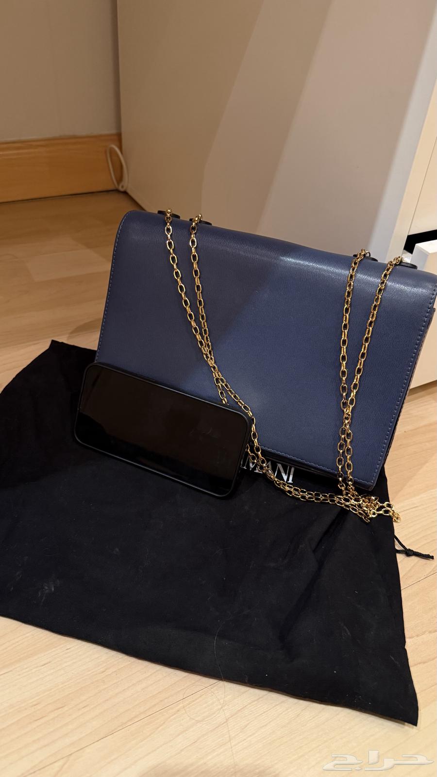 شنطة فاخرة من ماركة امبوريو أرماني64513451735811112