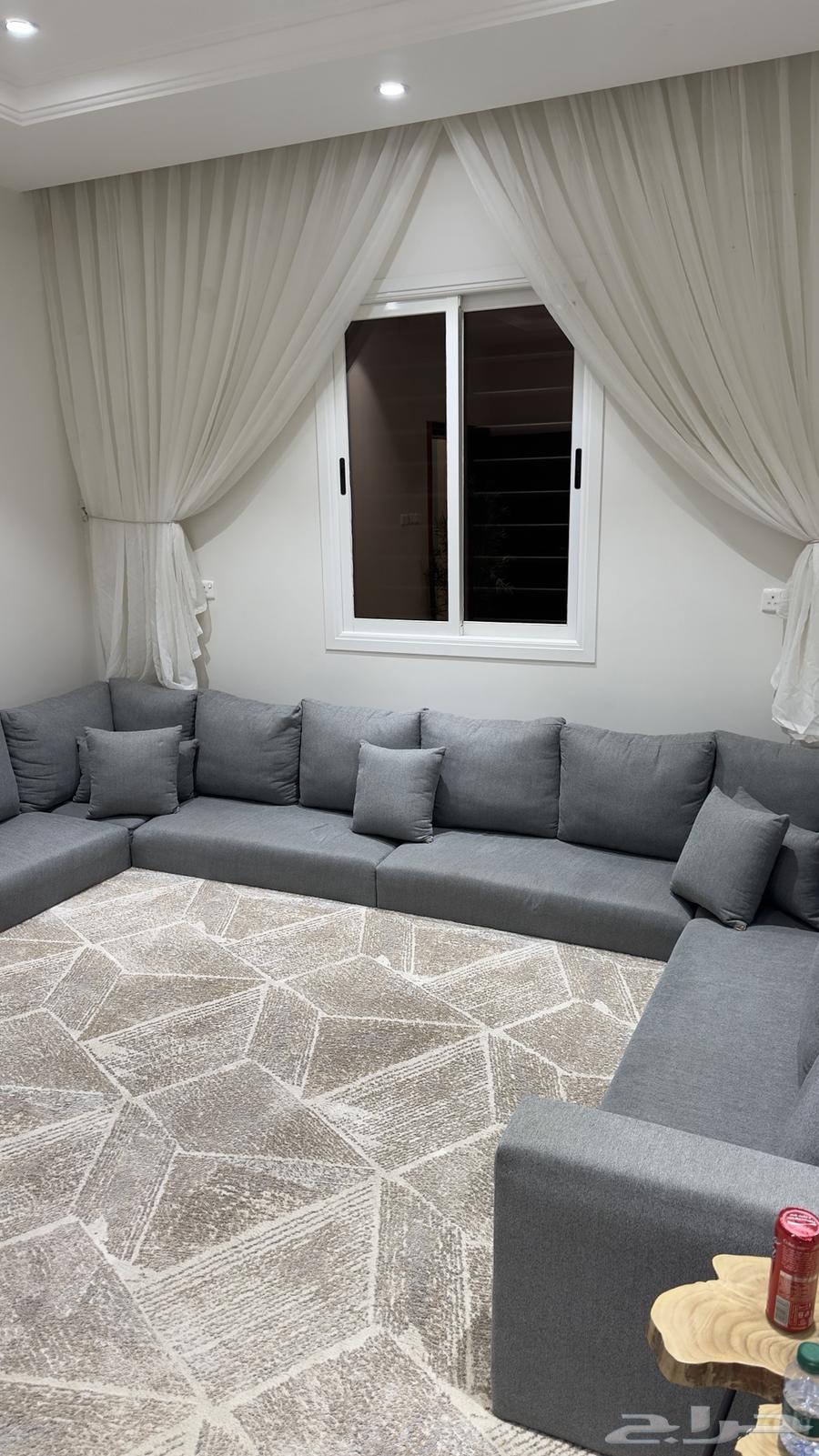 كنب شبه جديد64518535828738110