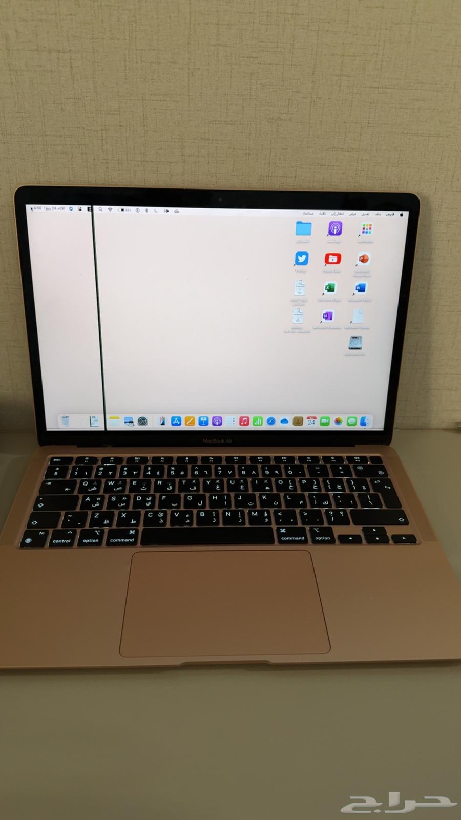 لابتوب ماك استخدام اقل من سنه جديد   فقط خدشة بسيطه فالشاشه64515346803841111
