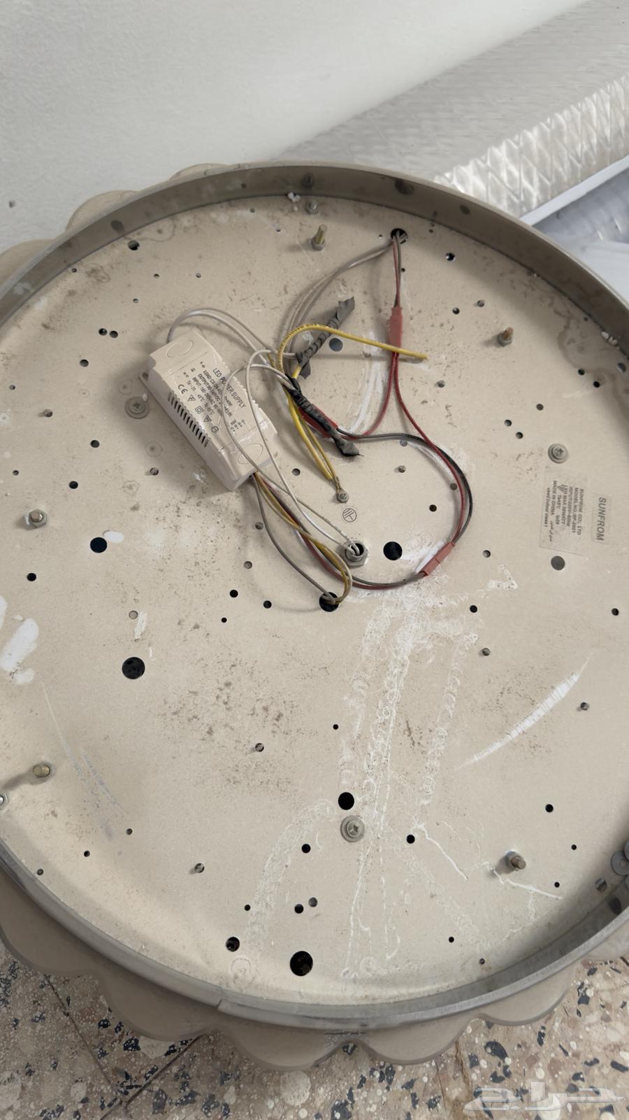 مكيف واثاث للبيع64513559139713113