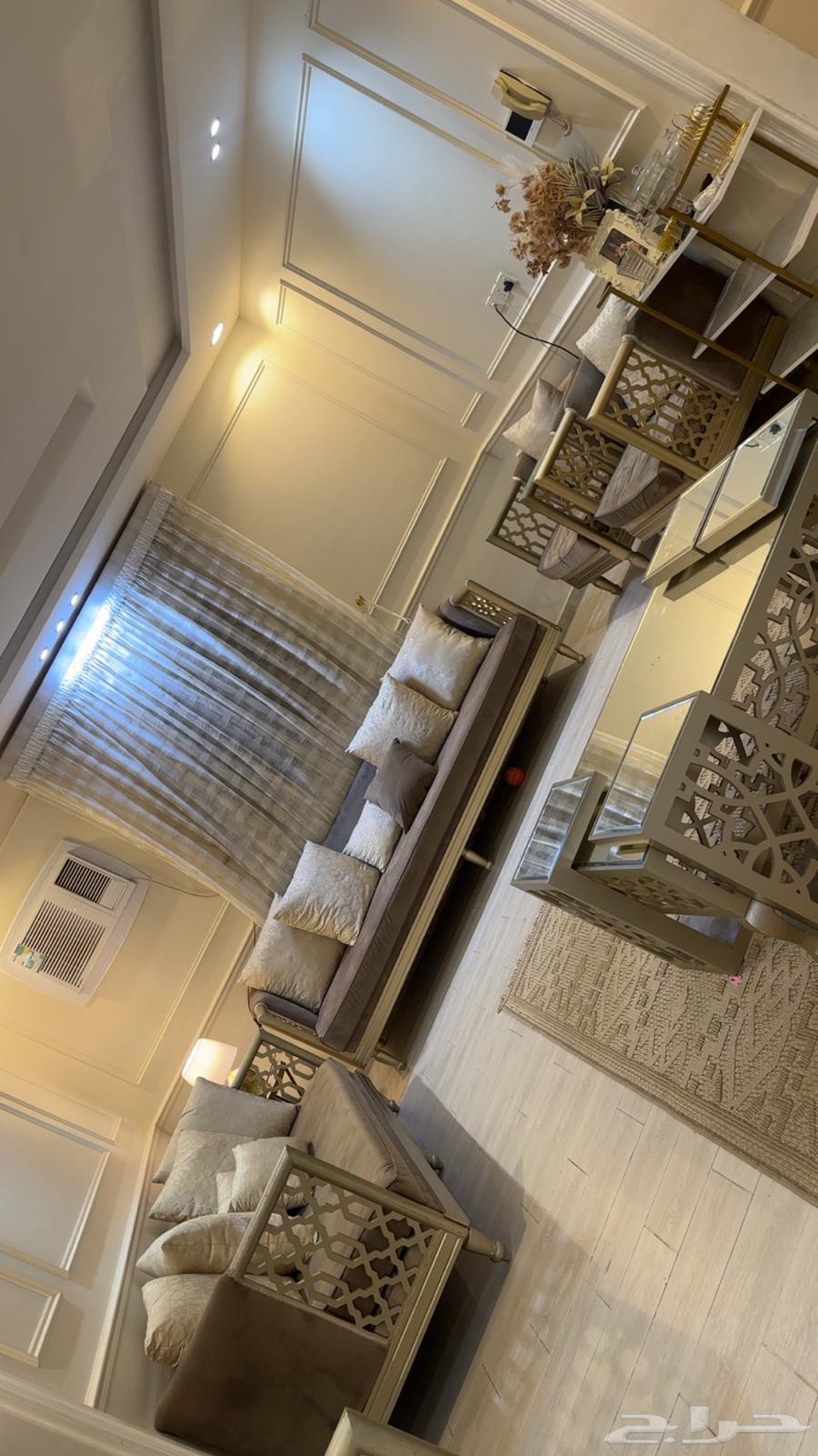 Sofa64517133330178110