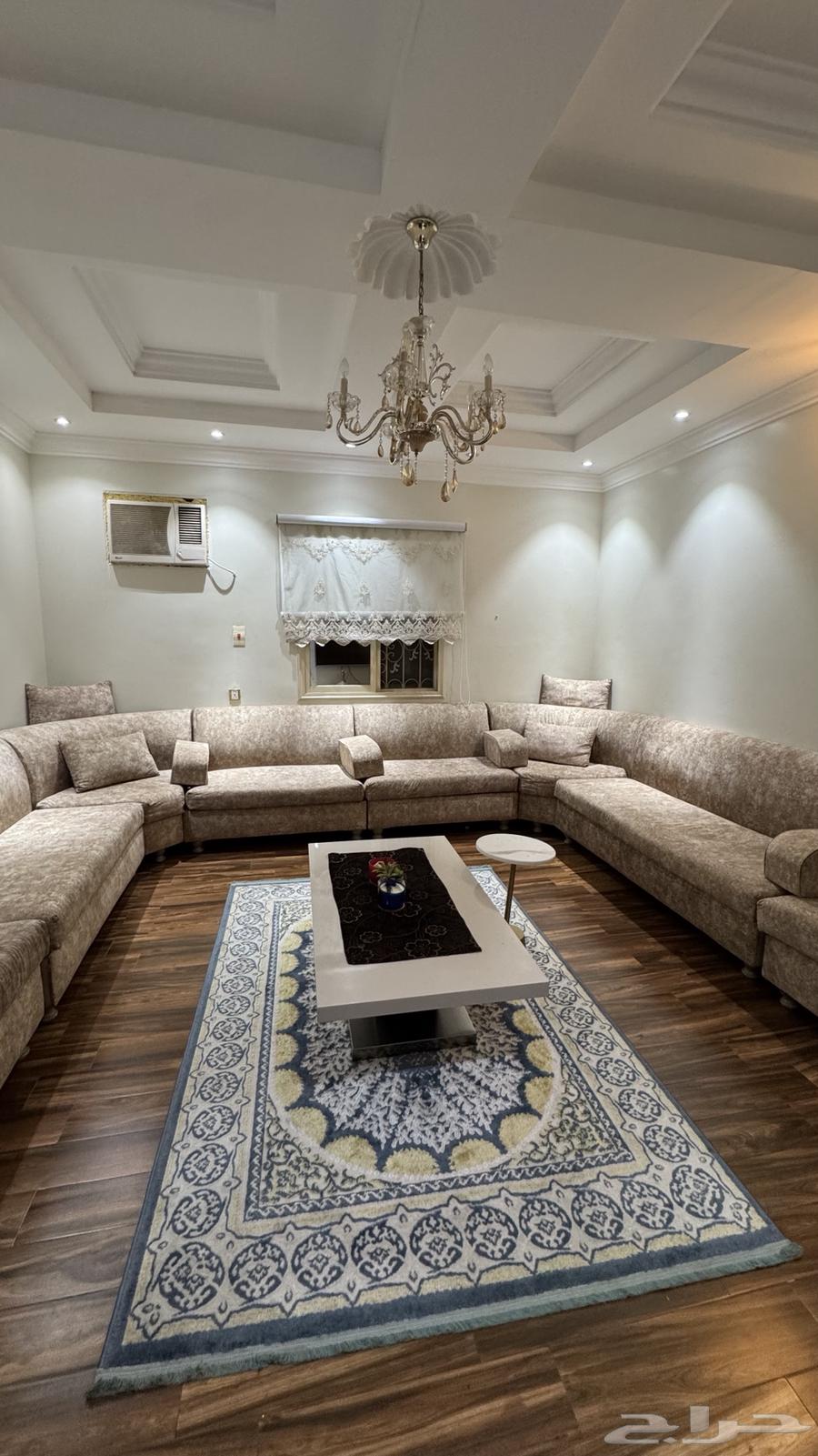 كنب نظيف ومرتب للبيع64516921754113110