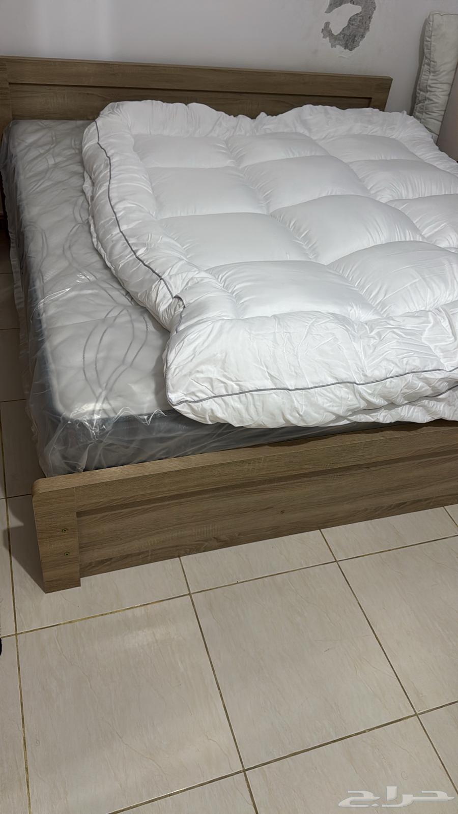 لباد سرير فندقي 160 200 ارتفاع 14 سم جديد غير مستعمل64516211902977110