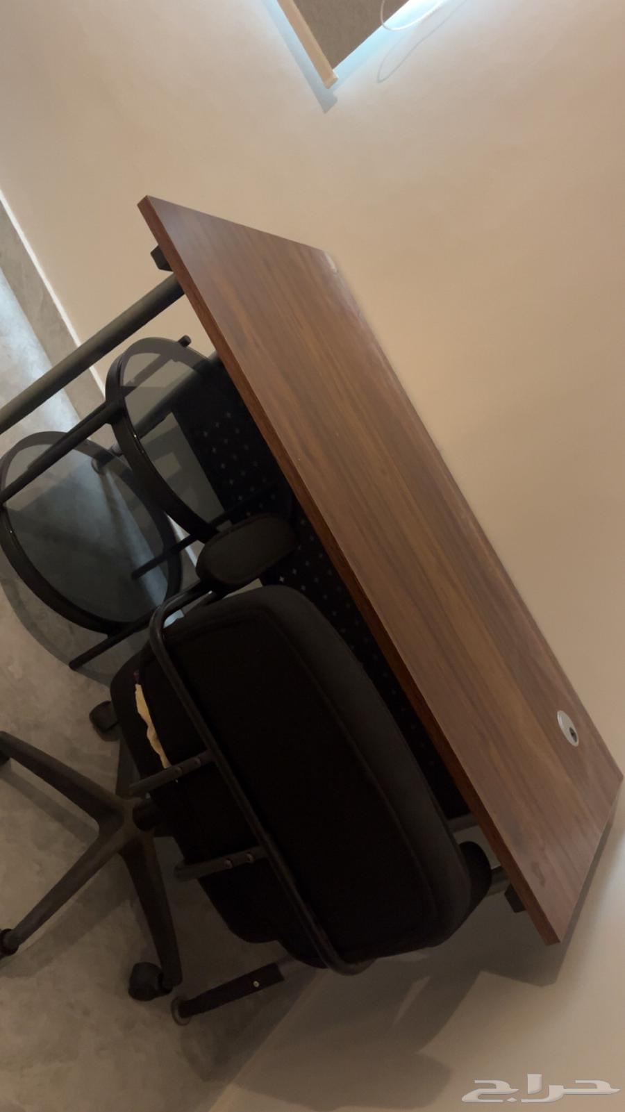 مكتب نظيف64512344149377110