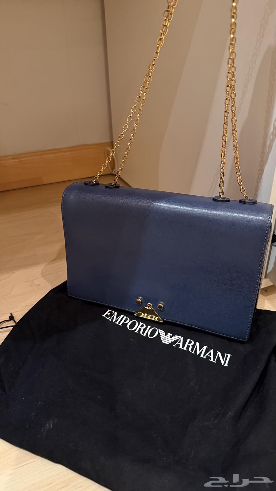 شنطة فاخرة من ماركة امبوريو أرماني64513451735811110