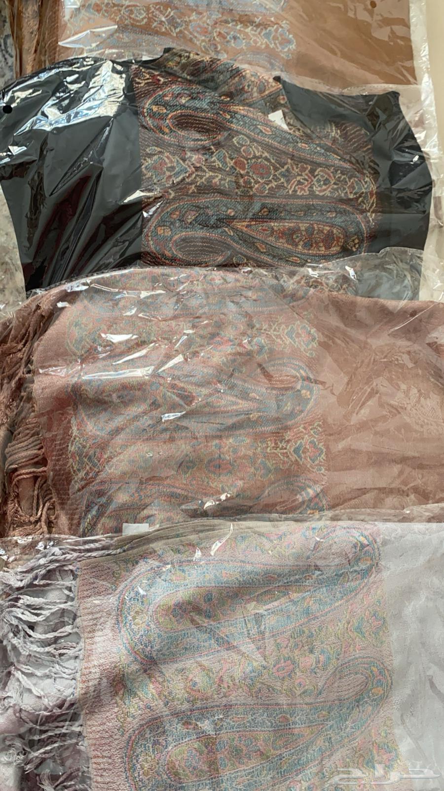 شالات كشميري  وادلال لون فضي  واباريق ستيل شبه جديده64512832363523112