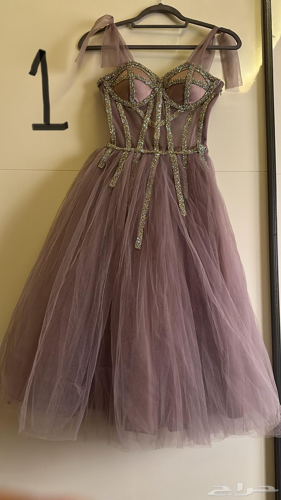 Custom dresses number of wears 164515556836354110