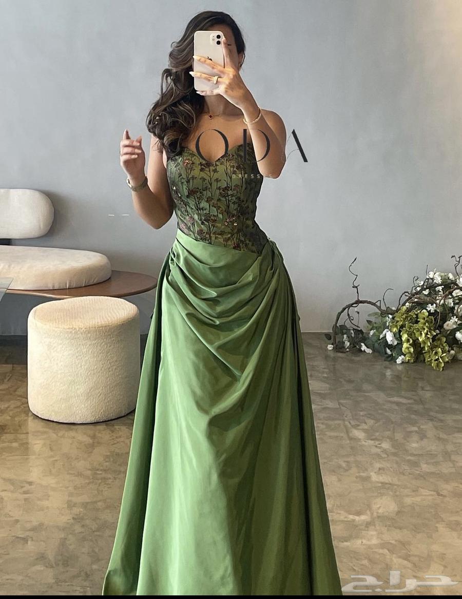 فستان للبيع من براند ODA جديدد انلبس اربع ساعاتت فقط64511381711234110