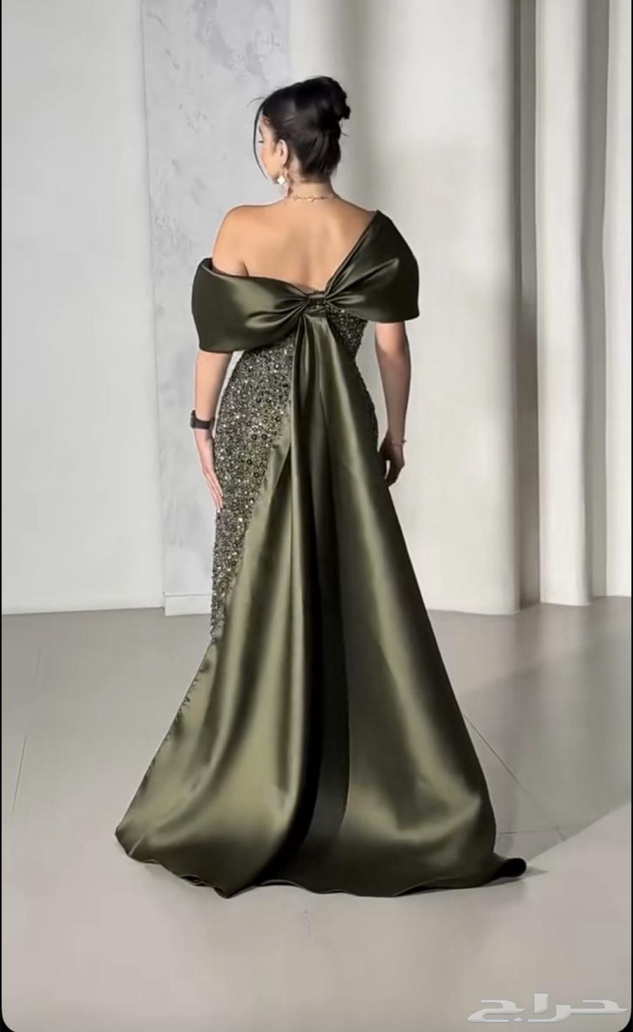 فستان زفاف فخم للبيع64512832330883111