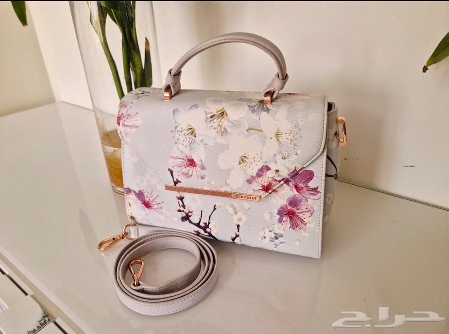 حقيبة يد64515822062081112