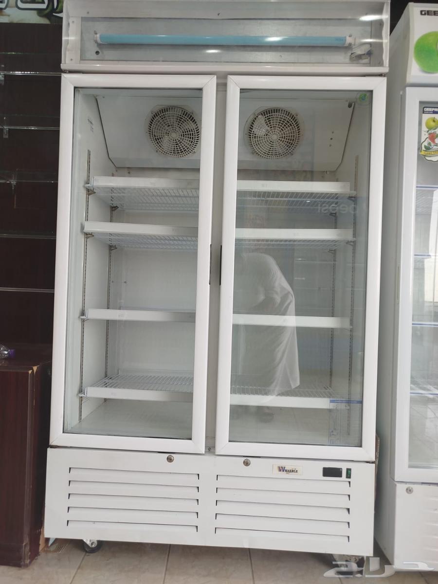 Nuts decoration, air conditioner, and refrigerators64514638131841113