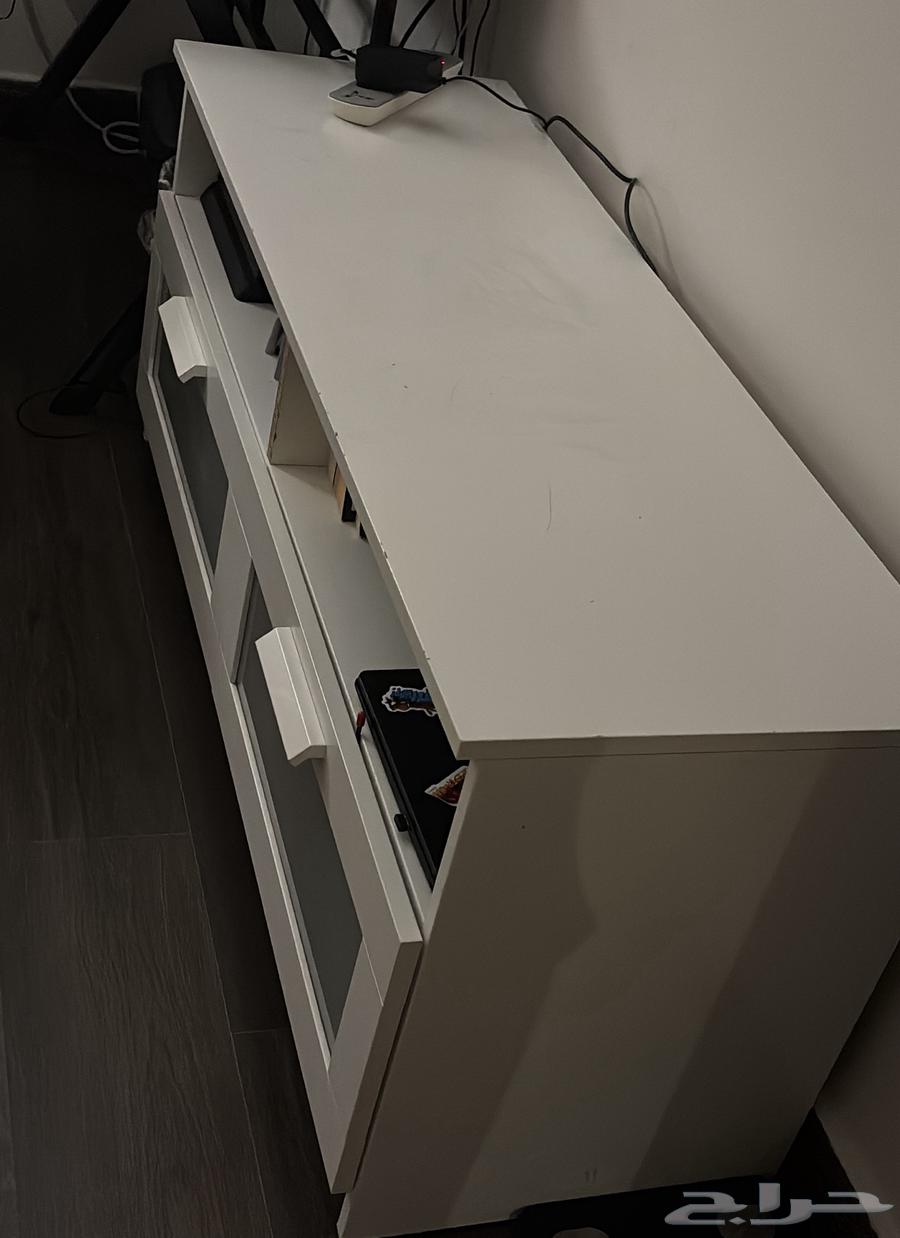 طاولة تلفزيون من ايكيا64517449236354111