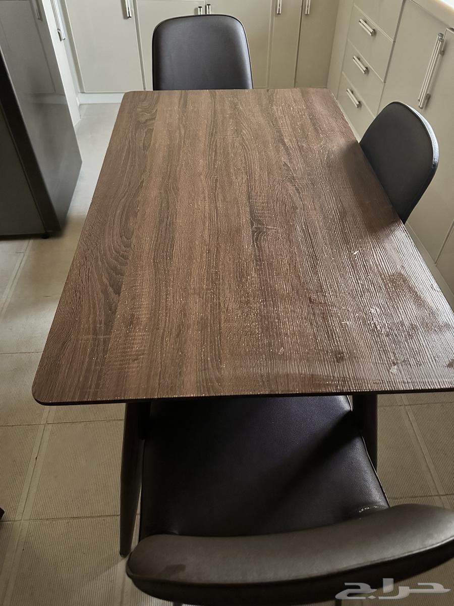 Dining table with 4 chairs64514582763650110