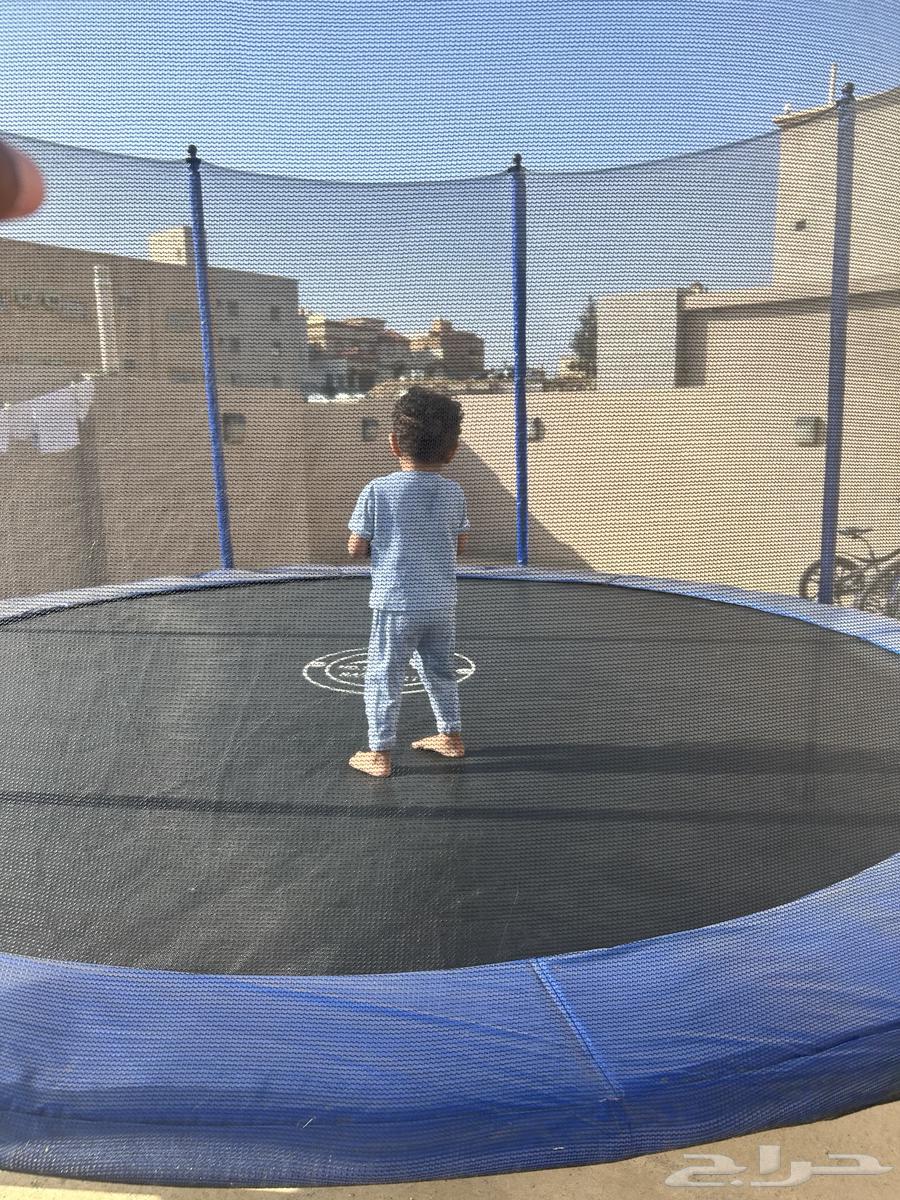 للبيع نطيطا كبيرة شبه جديدة مقاس3.66 م64514486064771113