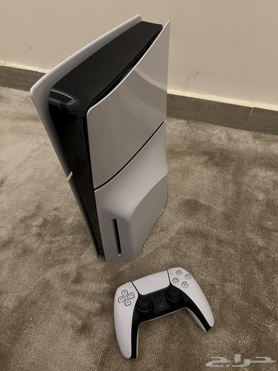بلايستيشن 5 سلم للبيع64514914303361110