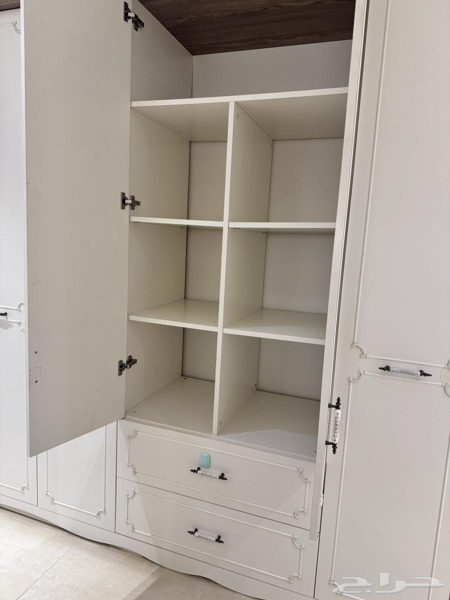 دولاب وتسريحه64518633706370110