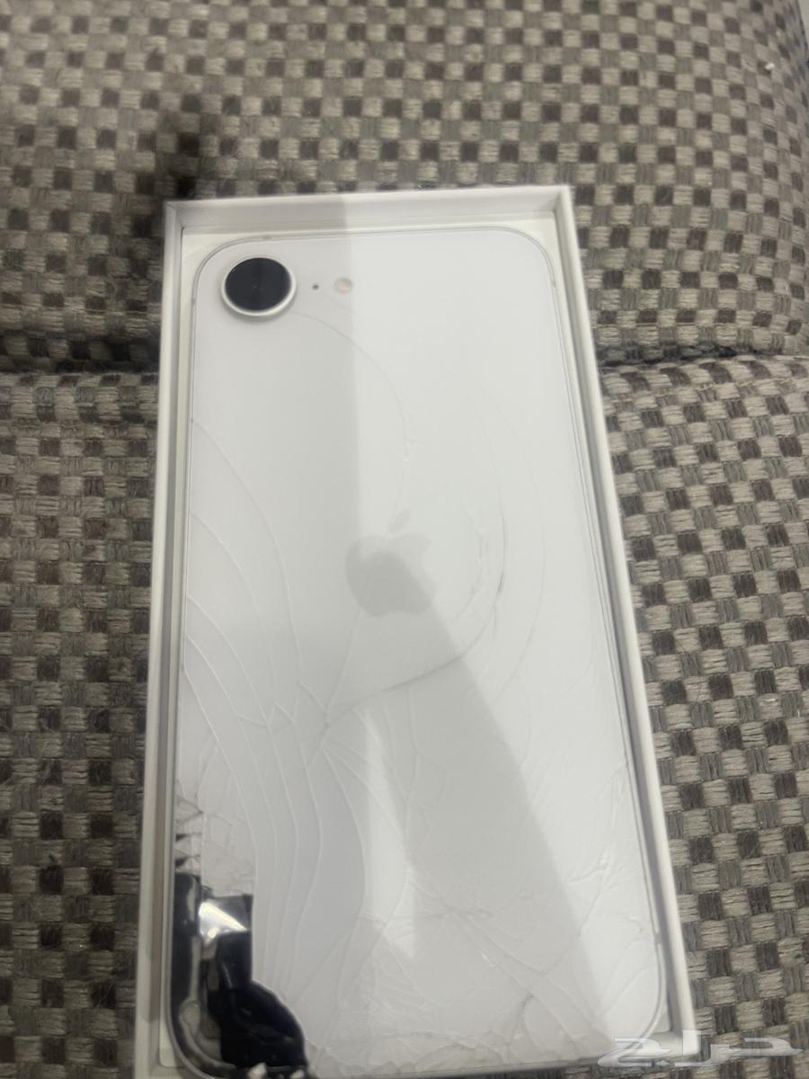 iPhone 16 e used64515919722625111