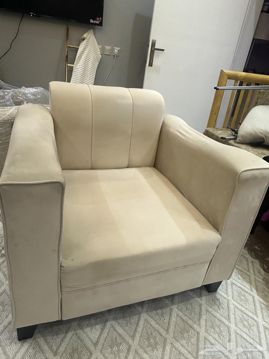 كرسي استرخاء ثابت مستعمل شبه الجديد سعر البيع 200ريال فقط64512996859523112