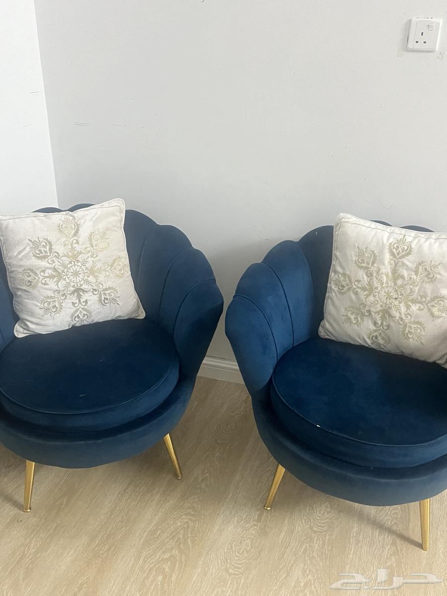Two chairs, clean usage, piece for 10064510817377665111