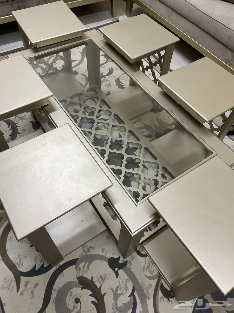 New and clean serving tables for sale64518563565698110