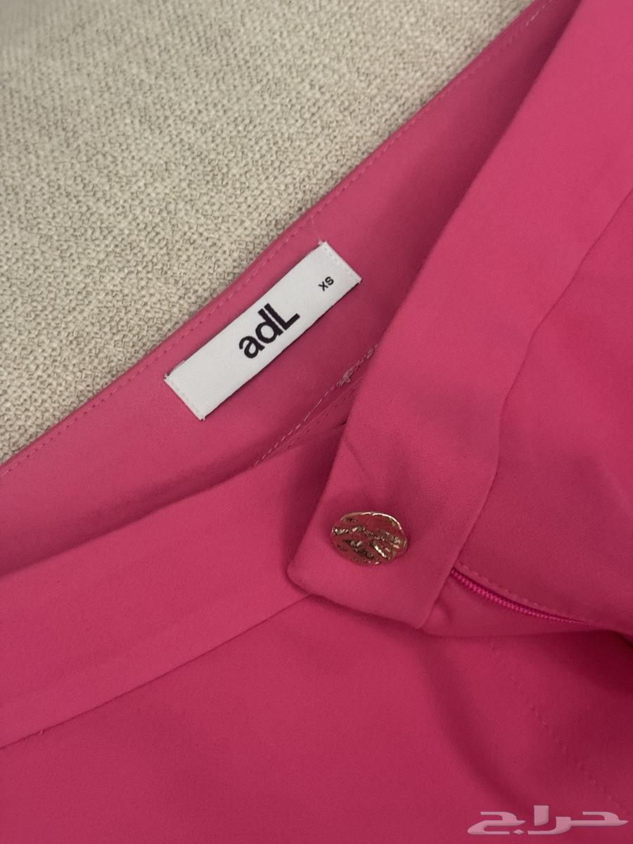 suit   xs size  never worn after the tailor64515570586881114