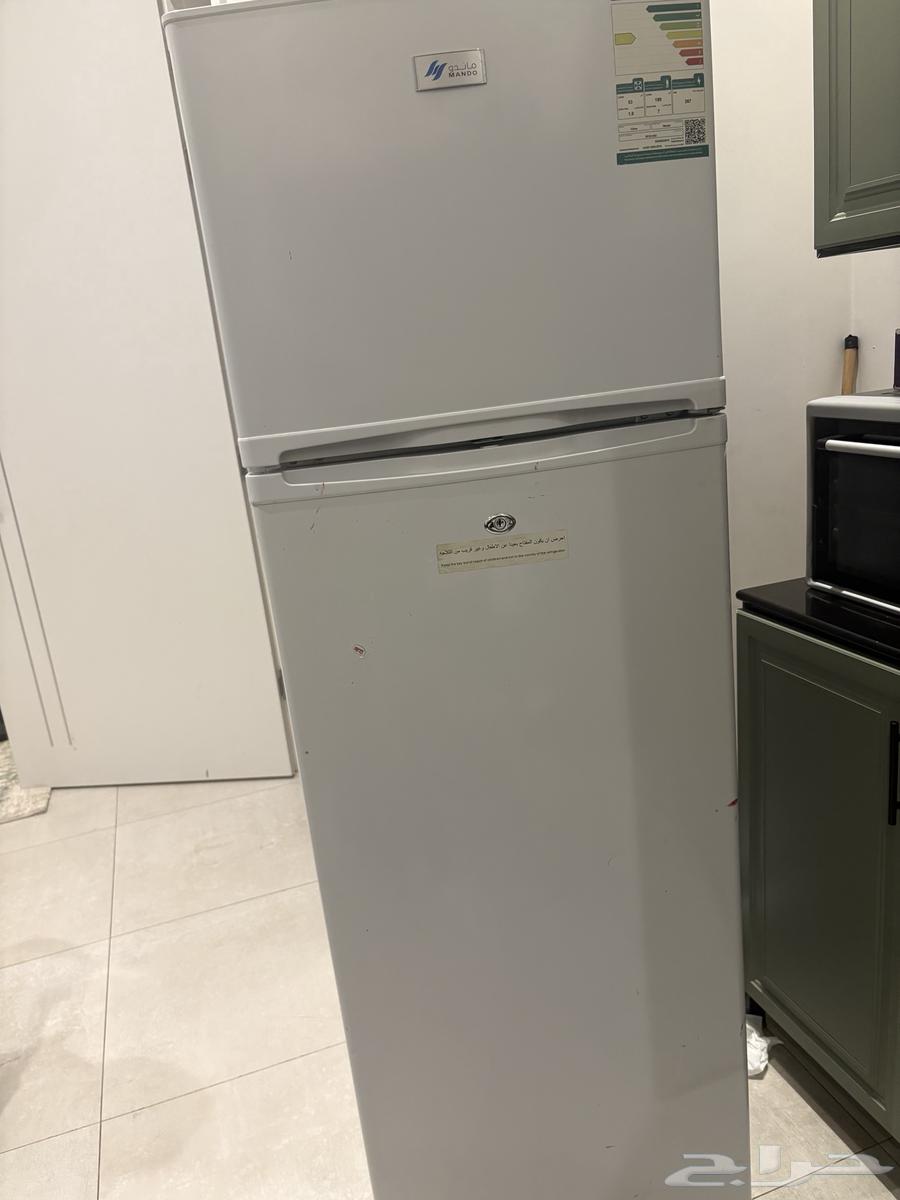 ثلاجه نظيفه السوم عليها70064517903245953111