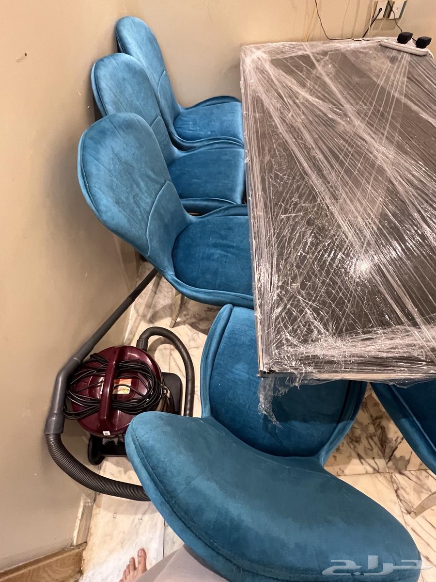 طاولة طعام للبيع64515234942466111