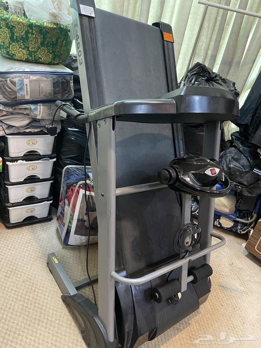 Treadmill + Exercise Bench + 20kg Dumbbell Bag for Only 2000 SAR64512231811075110