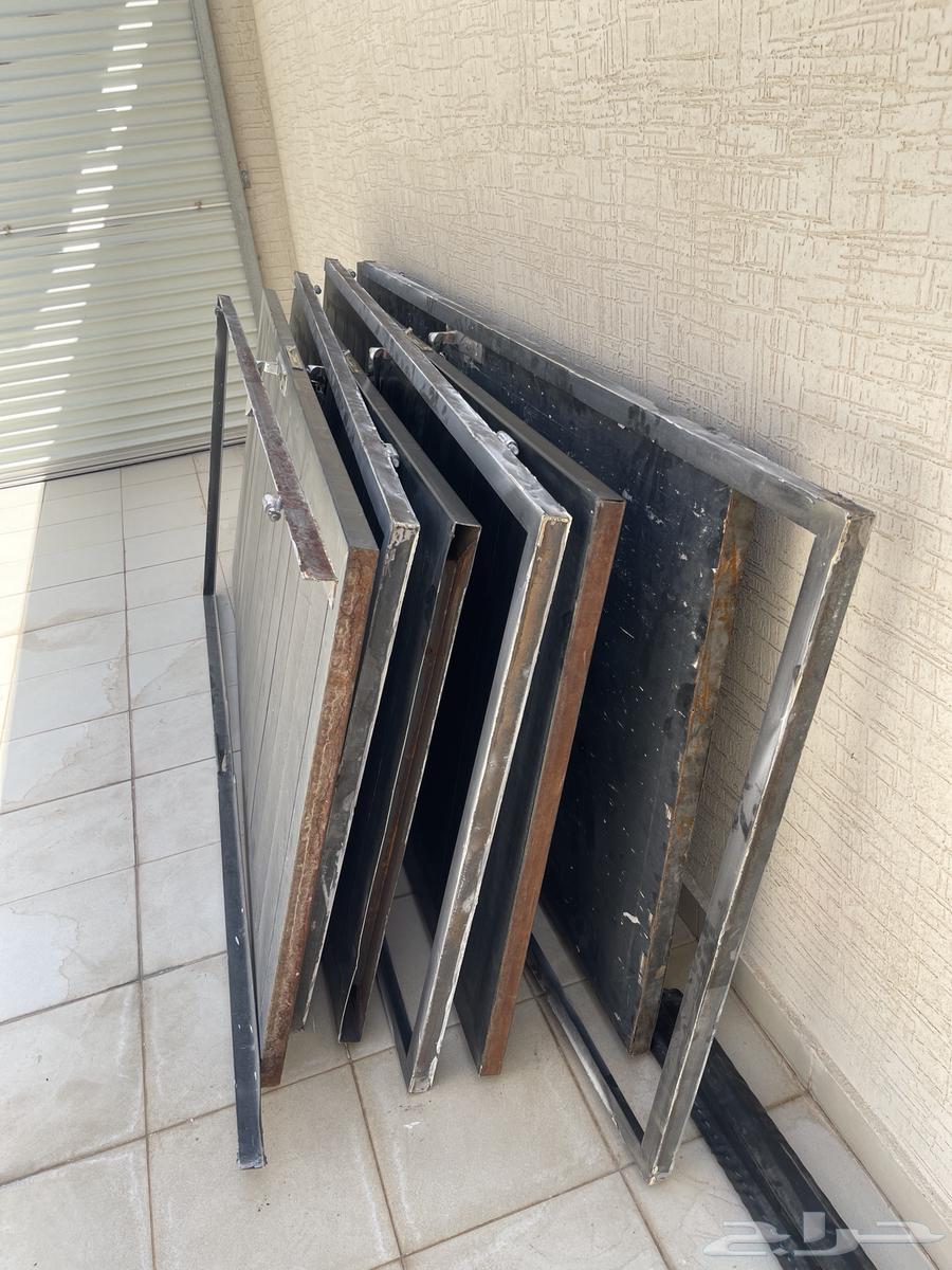 4 ابواب حديد مع زوايا نظيف64512050999810111