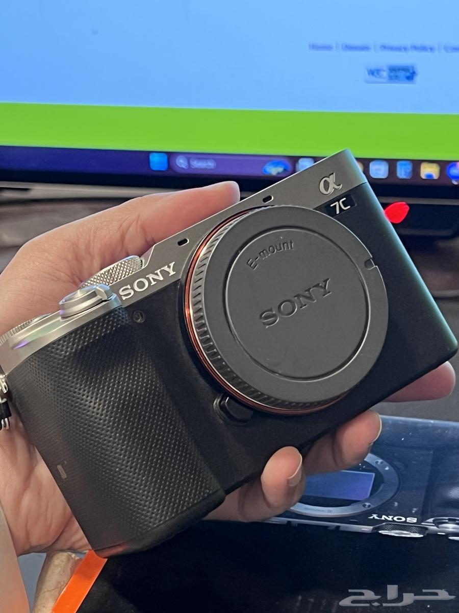 للبيع كاميرا سوني a7c sony64513465442434110