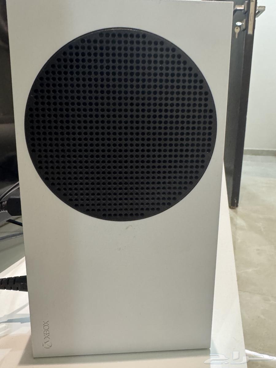 اكس بوكس شبه الجديد نظيف مره مع يد للبيع64499062828289112