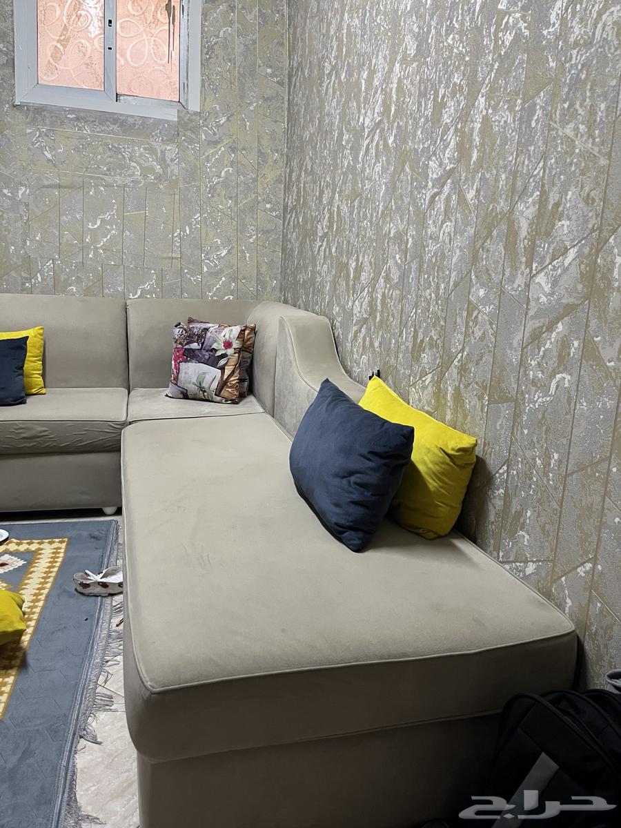 كنب حرف L لون رصاصي في حاله ممتازه جدا64511856976771110