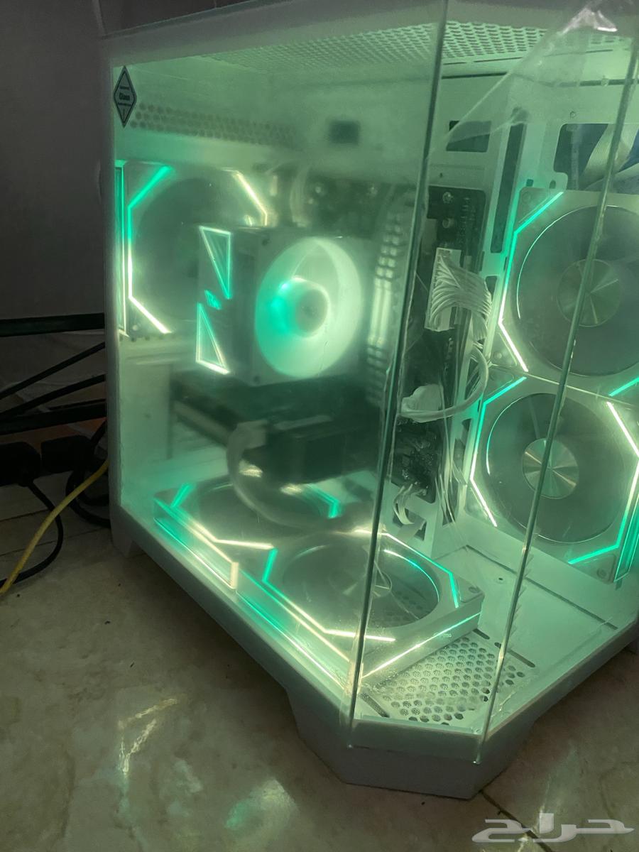 بي سي قيمنق مع ملحقاته64517677121667111