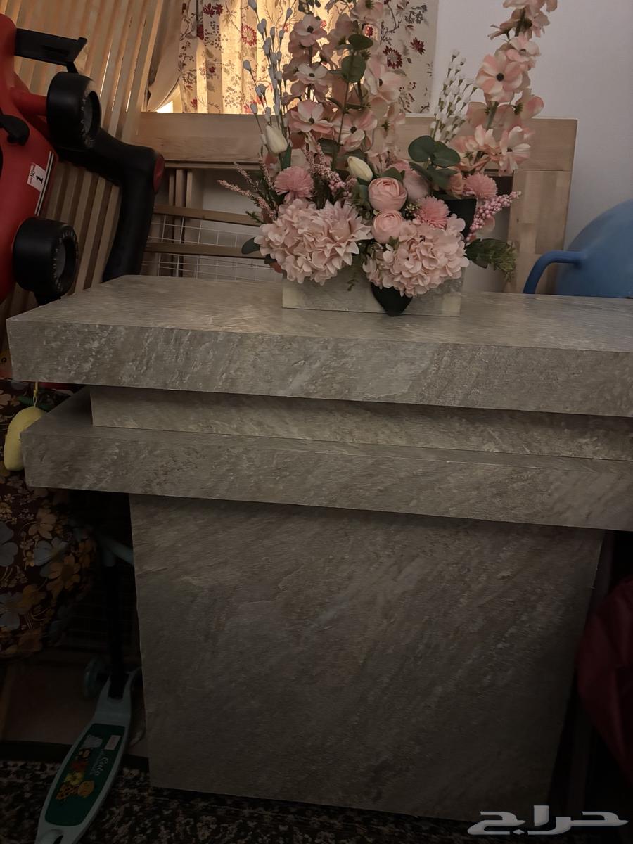 طاولة عرض هدايا الزواج والملكه64511745329154110