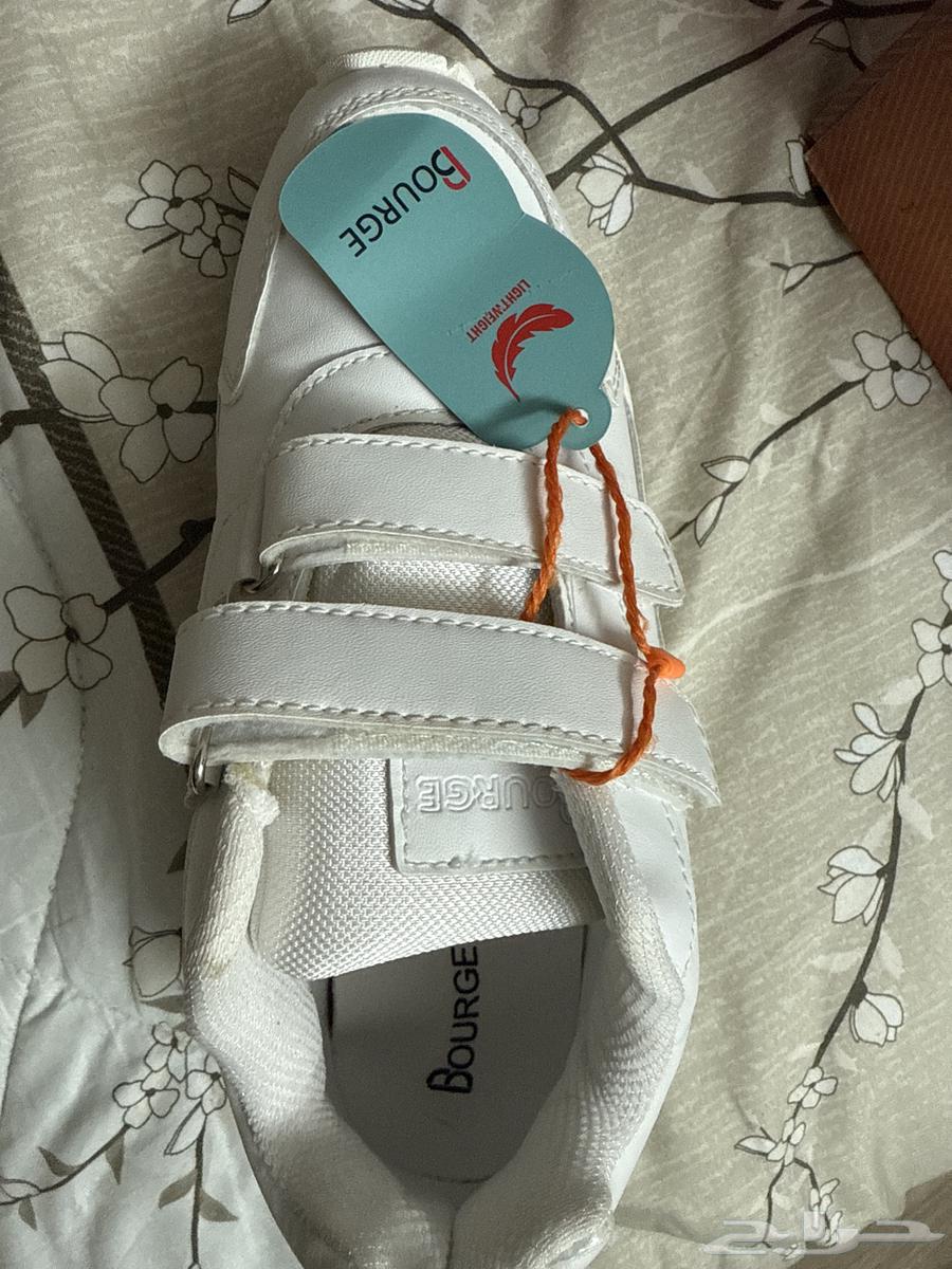 جزم للبيع مقاس 36 و37 جديده64510902033281112