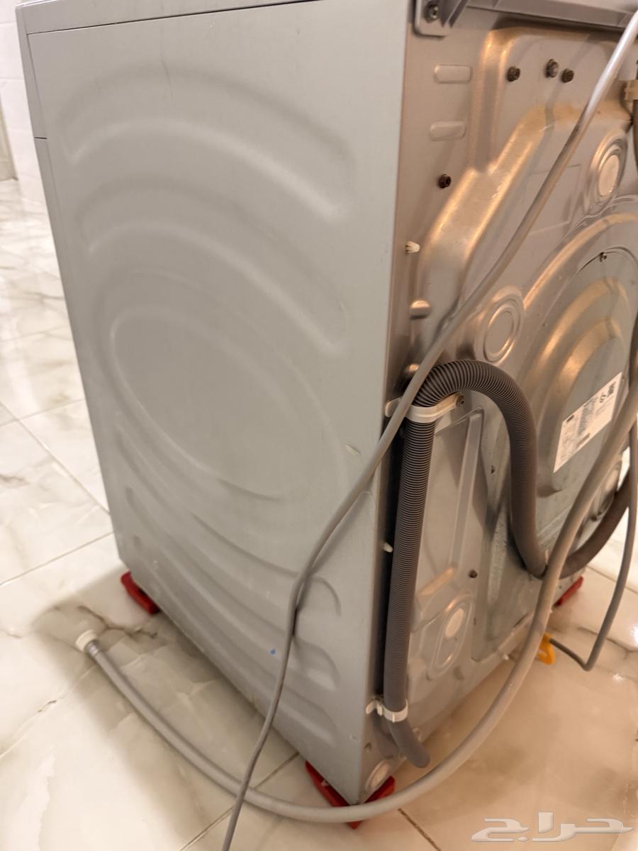 Front-loading washing machine64512259730691111