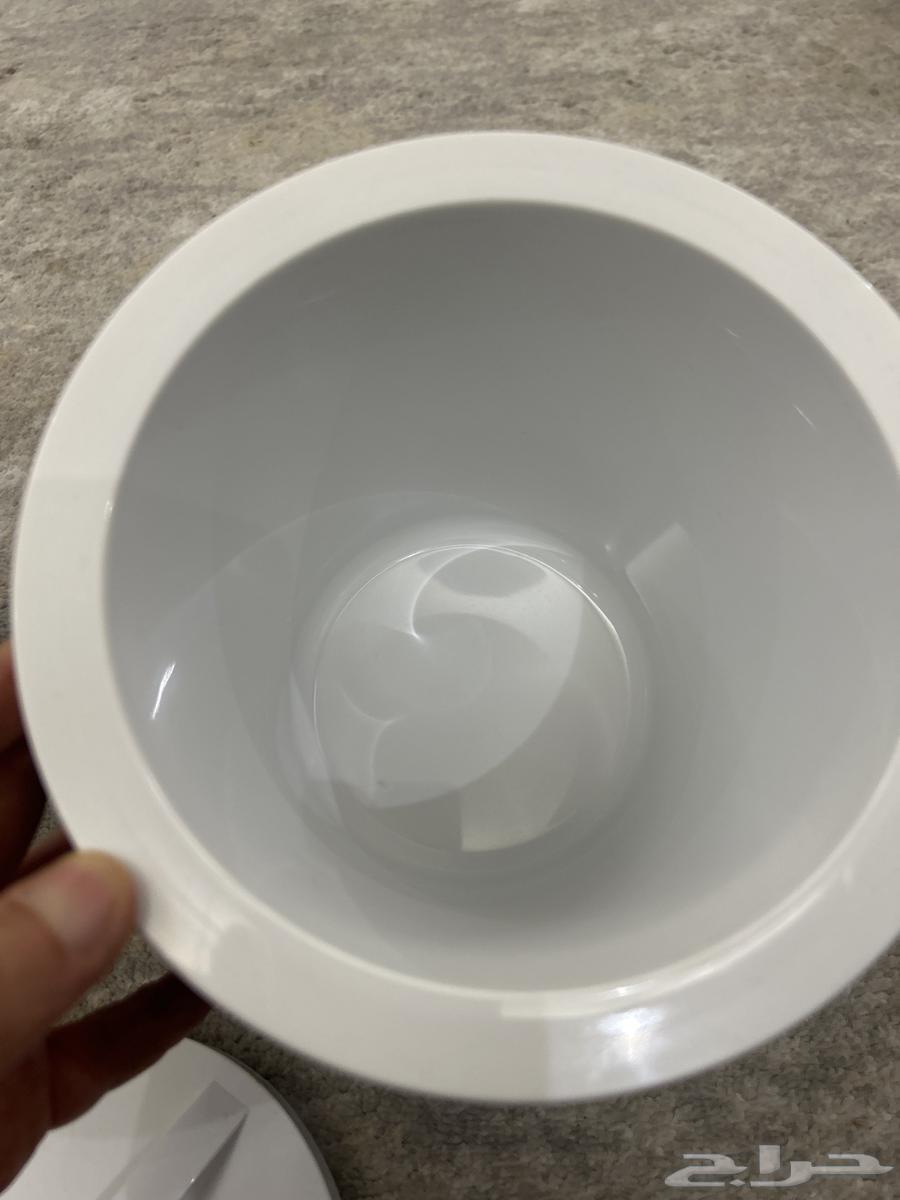 English-made ice container64518422573953111