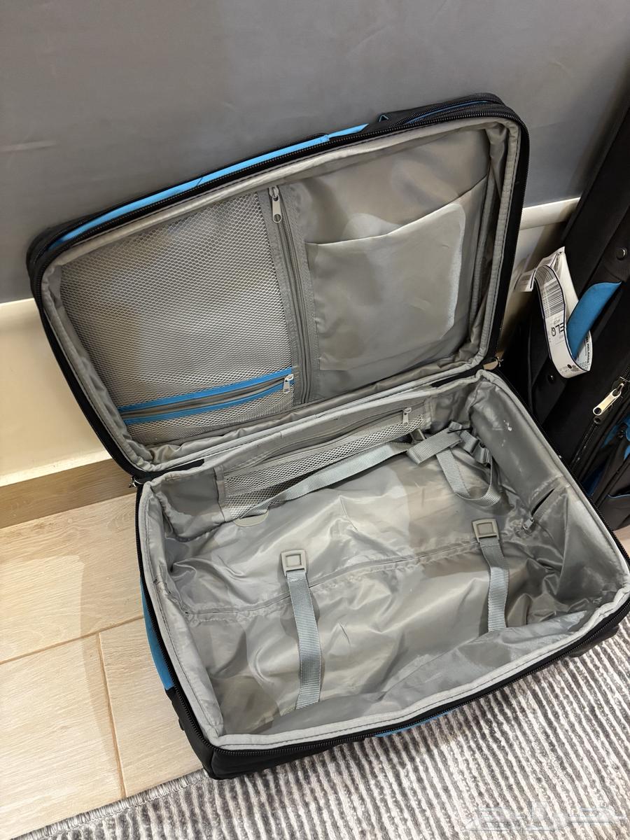 2 طقم شنط سفر للبيع64516510942467112