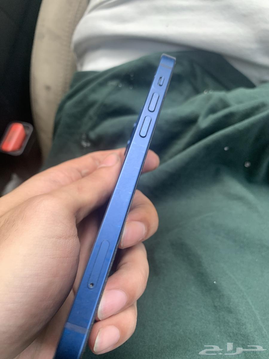 iPhone 12 regular blue color64514499884033111