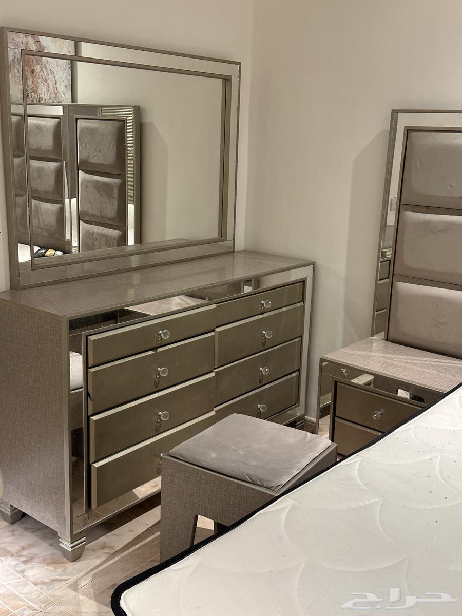 غرفة نوم جديدة للبيع64515053172995113
