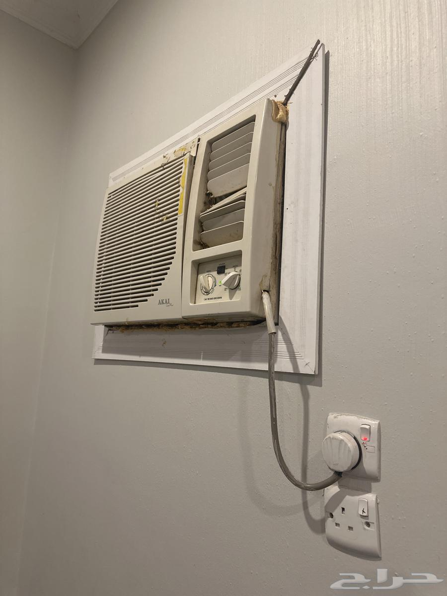 بيع 5 مكيفات نظيفه مع دولاب مطبخ ودولاب ملابس لأطفال64516453053955111