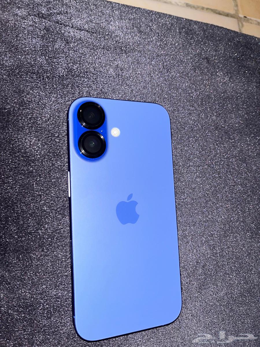 iPhone 16 standard, device is new from four days ago, box available64517705029123110
