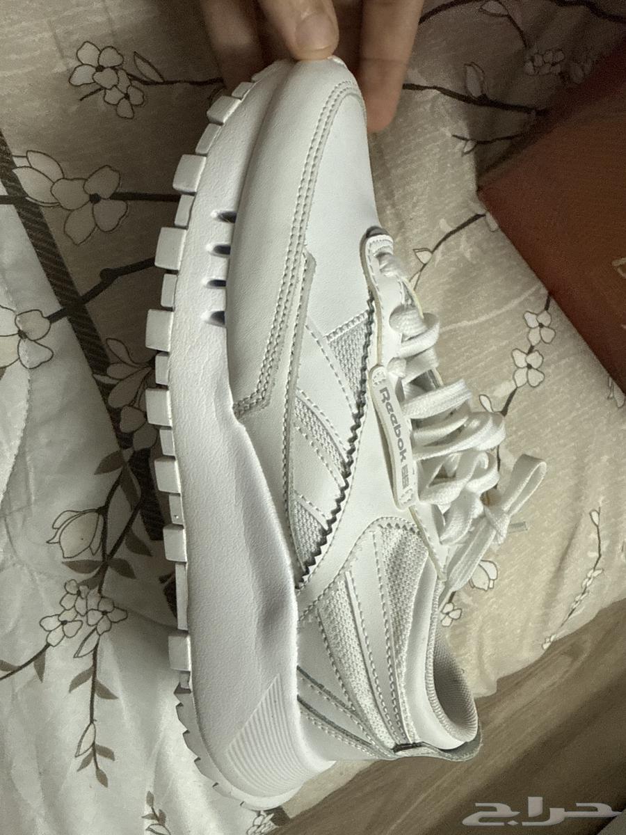 جزم للبيع مقاس 36 و37 جديده64510902033281110