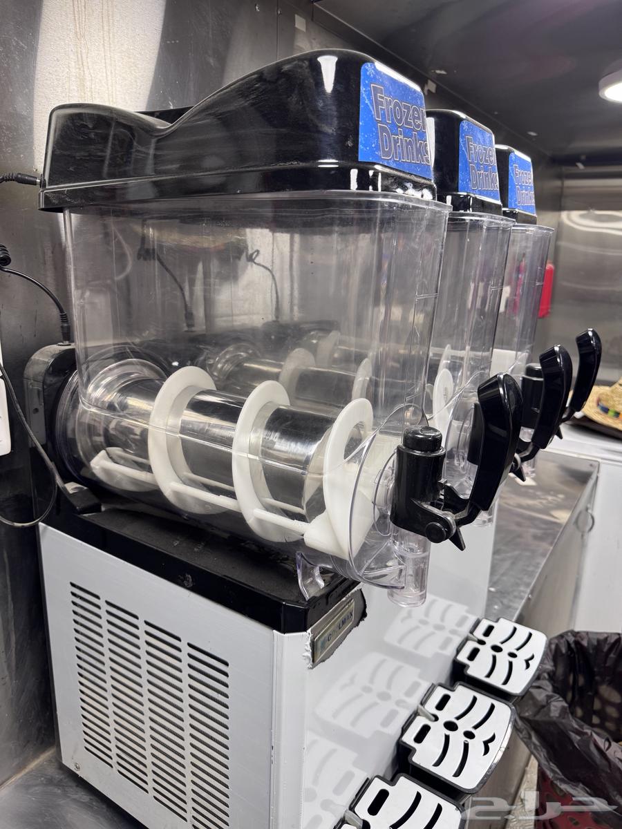 Three-basin sink machine64511071570689114