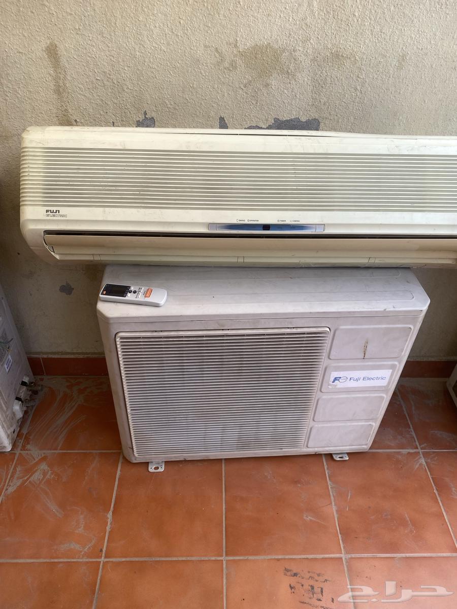 سبلت طن ونص و2 طن بحاله جيده جدا وكامل الفريون فل الهفوف64514141499011110