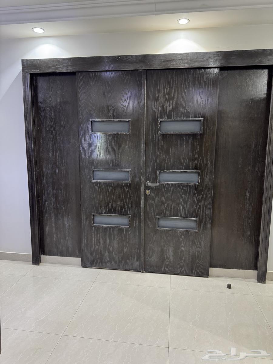 ابواب خشب نظيفه للبيع64517747404545110