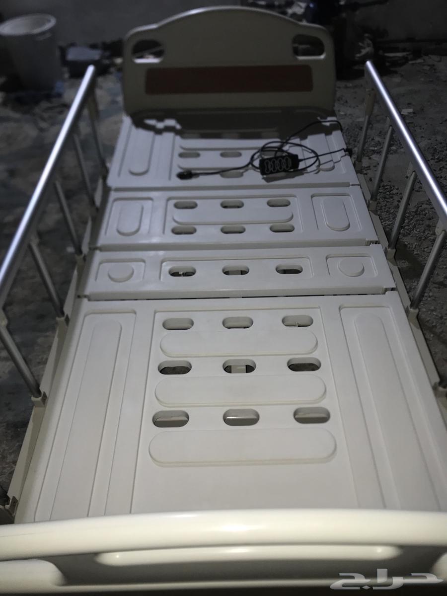 سرير طبي كهربائي سرير مستشفى كرسي كهربائي متحرك لكبار السن64514362307843111